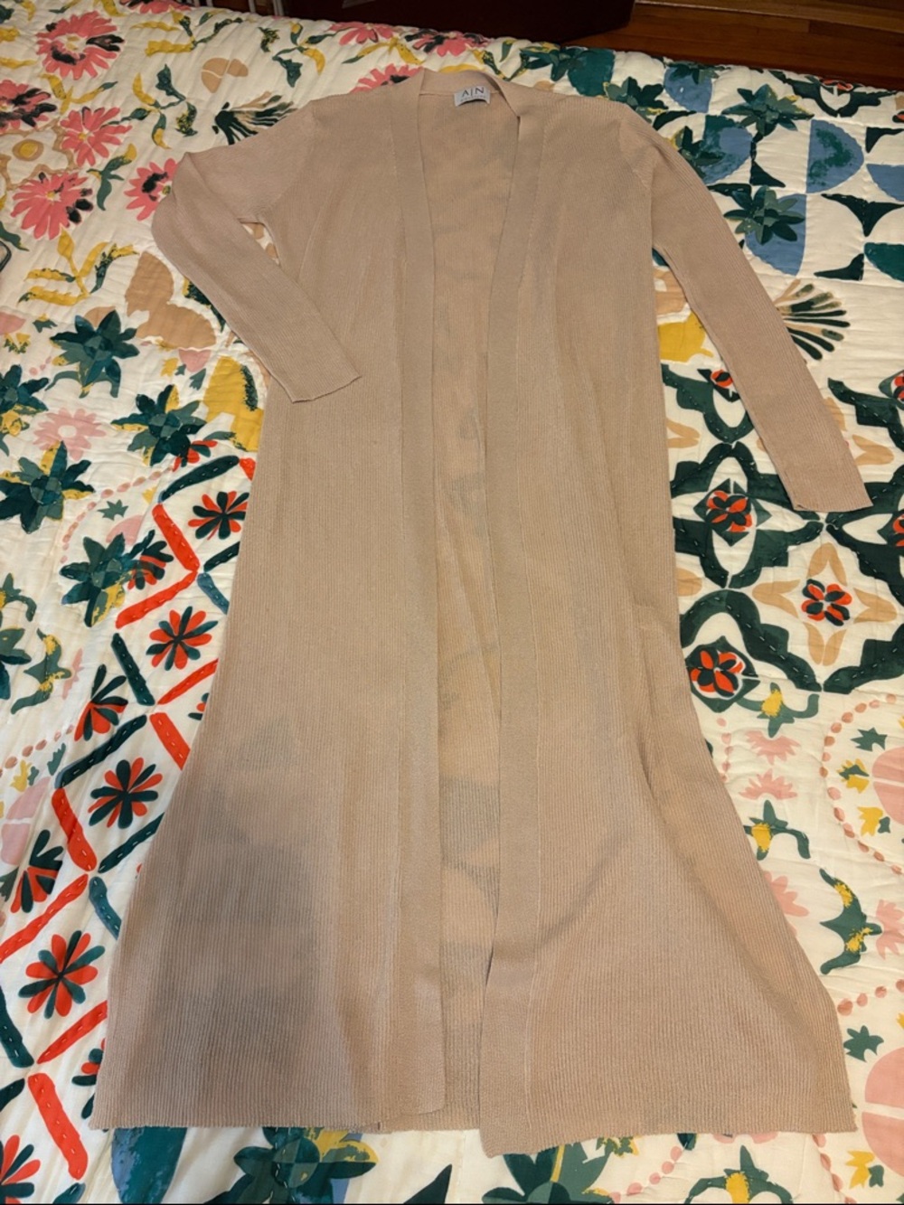 AIN Long Open-Front Ribbed Cardigan in Beige